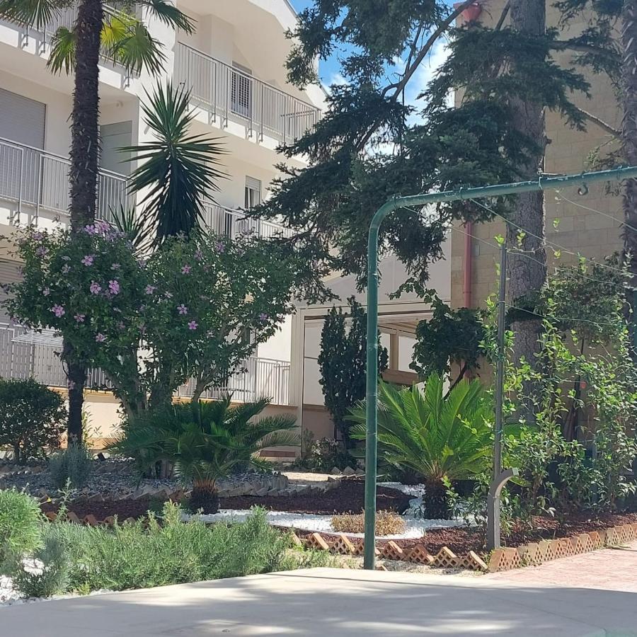 B&B Giardino Delle Delizie Γκραβίνα Εξωτερικό φωτογραφία